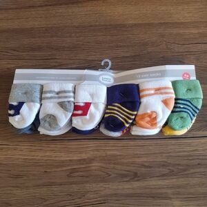 Luvable Friends Baby Boy Newborn and Baby Terry Socks, Athletic 12-Pack, 0-6 Mon